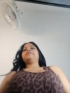 Snapshot of Celine_Lee chatting on 15, 10, 2025 Celine Lee online show from 15, 10, 2025