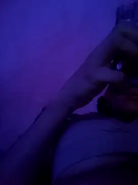 Snapshot of Kellye_hotTs chatting on 7, 11, 2025 Kellye hotTs online show from 7, 11, 2025