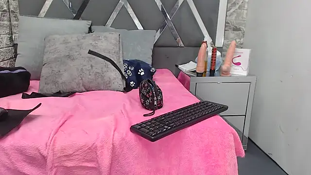 YanetRose online show from 27, 10, 2025