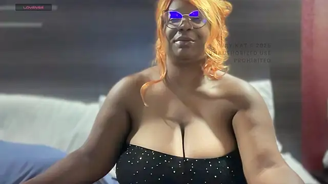 Snapshot of furykat1 chatting on 1, 11, 2025 furykat1 online show from 1, 11, 2025