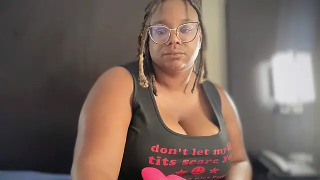 Snapshot of furykat1 chatting on 8, 11, 2025 furykat1 online show from 8, 11, 2025