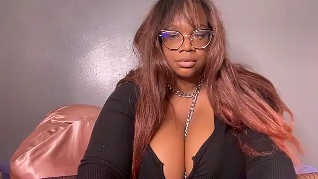 Snapshot of furykat1 chatting on 19, 12, 2025 furykat1 online show from 19, 12, 2025