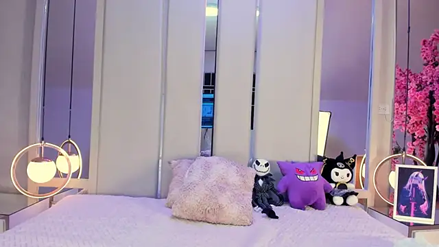 VesperVelvet online show from 24, 10, 2025