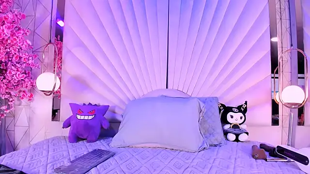 VesperVelvet online show from 17, 5, 2026