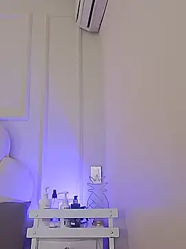 Kaylachannell online show from 24, 5, 2026