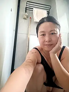 chengcheng12 online show from 9, 10, 2025