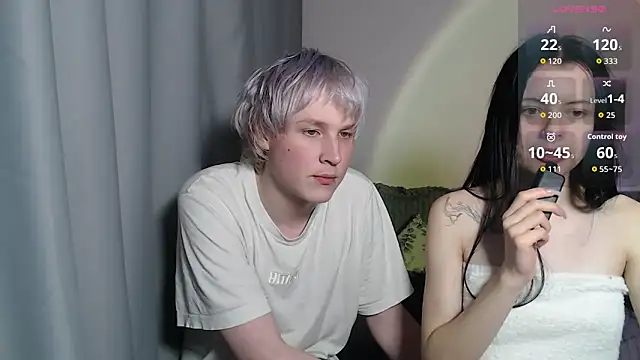 Snapshot of ChrisBumber chatting on 8, 11, 2025 ChrisBumber online show from 8, 11, 2025