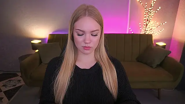 Snapshot of CelesteNoir chatting on 16, 9, 2025 CelesteNoir online show from 16, 9, 2025