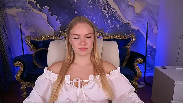 Snapshot of CelesteNoir chatting on 17, 9, 2025 CelesteNoir online show from 17, 9, 2025