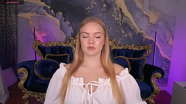 Snapshot of CelesteNoir chatting on 17, 10, 2025 CelesteNoir online show from 17, 10, 2025