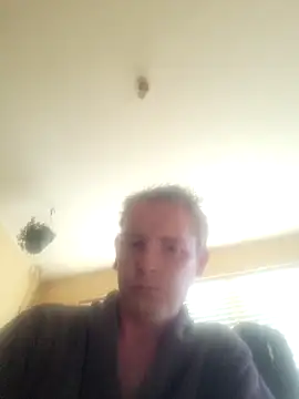 piercingpik online show from 20, 4, 2026