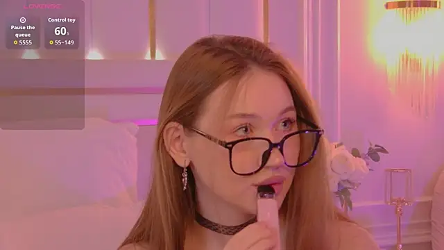 NancySmitts online show from 25, 10, 2025