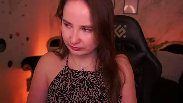 SofieBloom online show from 7, 4, 2026