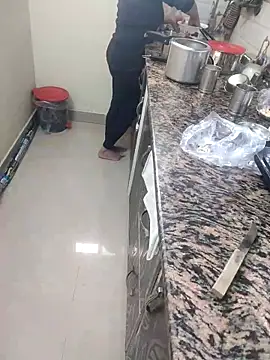 Snapshot of Pihu_Chopra chatting on 11, 11, 2025 Pihu Chopra online show from 11, 11, 2025