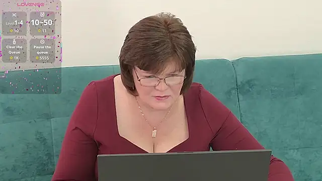 Snapshot of Sandra_Sunrise chatting on 10, 10, 2025 Sandra Sunrise online show from 10, 10, 2025