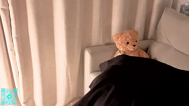 chloemilka online show from 19, 4, 2026