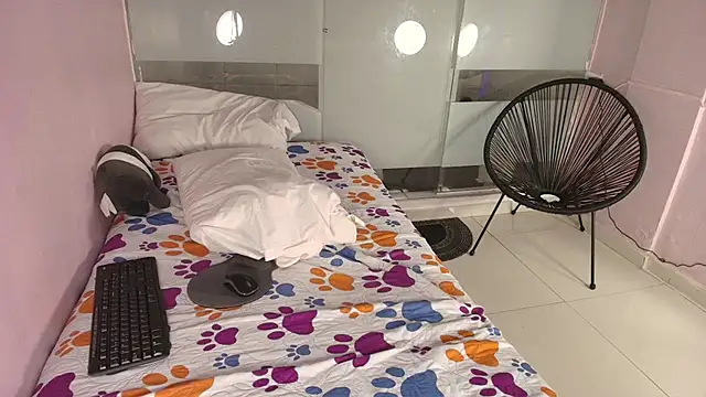 biancaa 18 online show from 12, 11, 2025