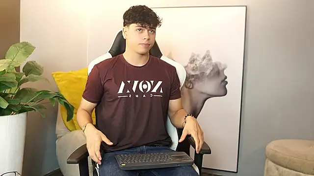 Snapshot of Ethan_occonor chatting on 3, 10, 2025 Ethan occonor online show from 3, 10, 2025