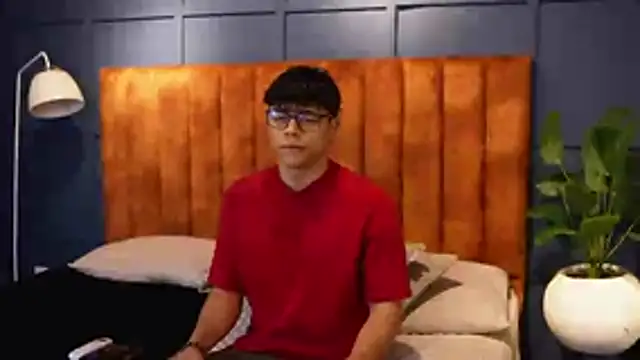 Snapshot of Ethan_occonor chatting on 17, 10, 2025 Ethan occonor online show from 17, 10, 2025