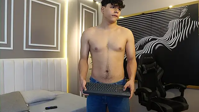 Snapshot of Ethan_occonor chatting on 15, 11, 2025 Ethan occonor online show from 15, 11, 2025