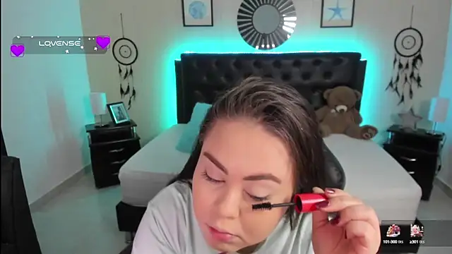 LolaVillalobos online show from 19, 9, 2025