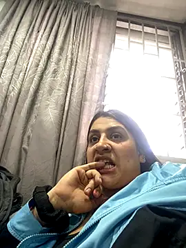 Snapshot of megvibes chatting on 24, 10, 2025 megvibes online show from 24, 10, 2025