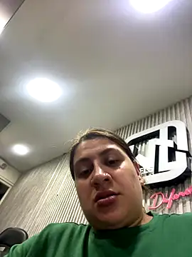 Snapshot of megvibes chatting on 30, 10, 2025 megvibes online show from 30, 10, 2025