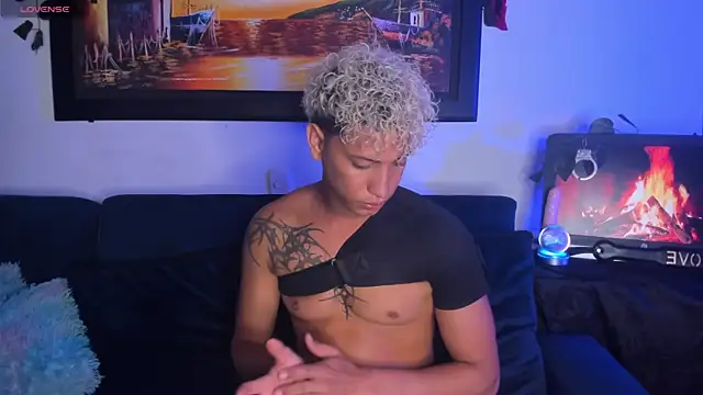 ECSTASYX2 2001 online show from 26, 2, 2026