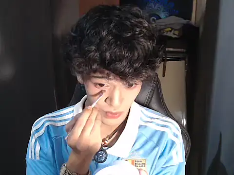 Snapshot of kenbigcockxx chatting on 3, 10, 2025 kenbigcockxx online show from 3, 10, 2025