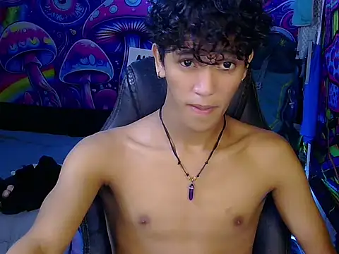 Snapshot of kenbigcockxx chatting on 12, 6, 2026 kenbigcockxx online show from 12, 6, 2026