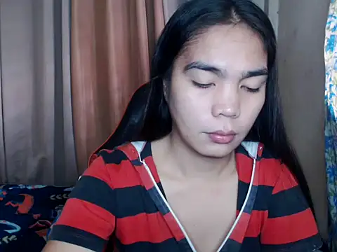 Snapshot of Simple_Martina chatting on 6, 10, 2025 Simple Martina online show from 6, 10, 2025