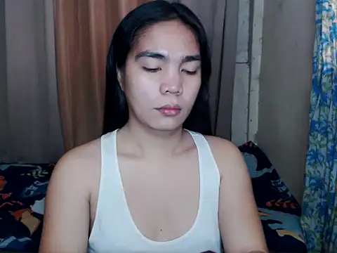 Snapshot of Simple_Martina chatting on 11, 11, 2025 Simple Martina online show from 11, 11, 2025