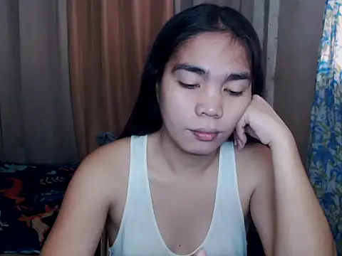 Snapshot of Simple_Martina chatting on 12, 11, 2025 Simple Martina online show from 12, 11, 2025