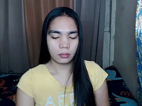 Snapshot of Simple_Martina chatting on 29, 11, 2025 Simple Martina online show from 29, 11, 2025