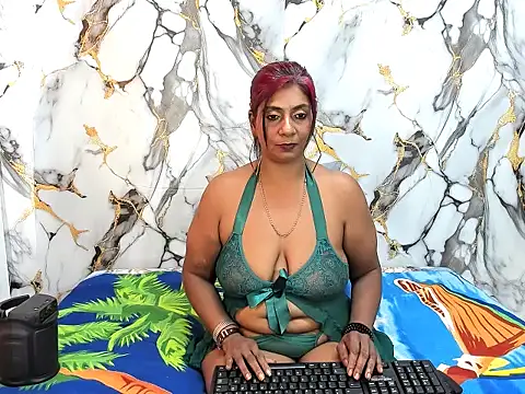 Snapshot of indianerotica69 chatting on 21, 9, 2025 indianerotica69 online show from 21, 9, 2025