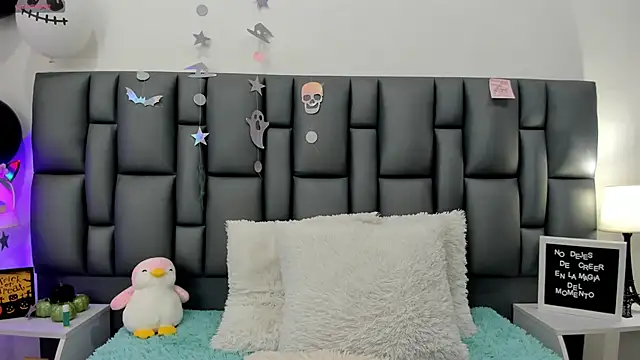 valeriasweet  online show from 23, 10, 2025