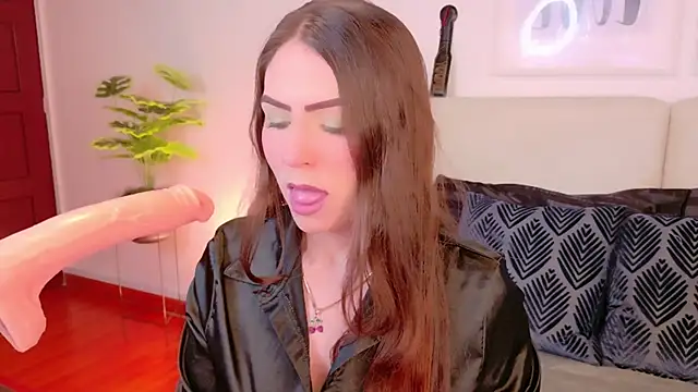 Snapshot of Heraa_Piett chatting on 18, 9, 2025 Heraa Piett online show from 18, 9, 2025