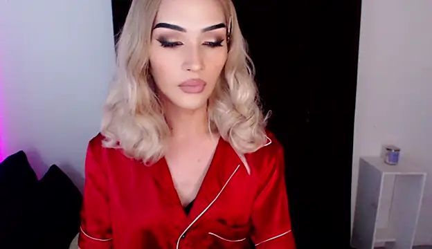 Snapshot of Alicegreenexx chatting on 17, 6, 2026 Alicegreenexx online show from 17, 6, 2026