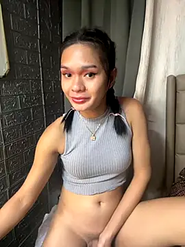 yourlovingperlita69 online show from 4, 12, 2025