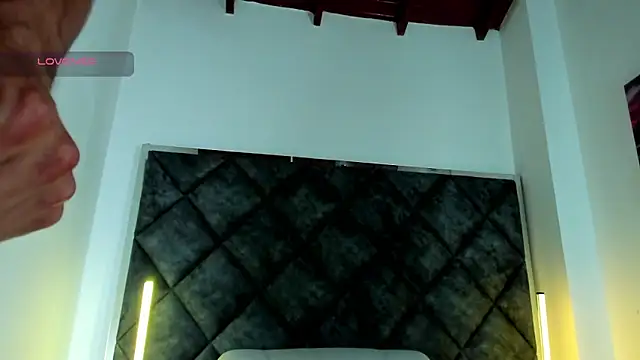 Snapshot of Dimitri_Bass chatting on 20, 12, 2025 Dimitri Bass online show from 20, 12, 2025