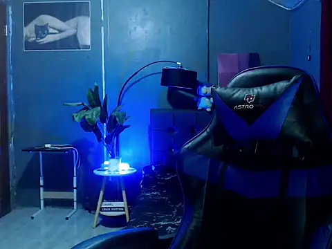 Snapshot of urtranspinay chatting on 12, 10, 2025 urtranspinay online show from 12, 10, 2025