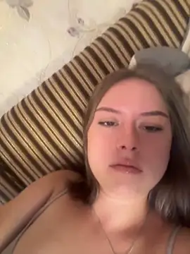 Tomyris yuki online show from 16, 11, 2025