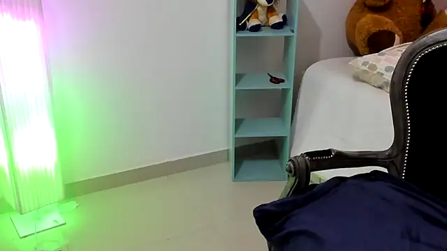 Snapshot of ADHARAMILLER__1111 chatting on 3, 11, 2025 ADHARAMILLER 1111 online show from 3, 11, 2025