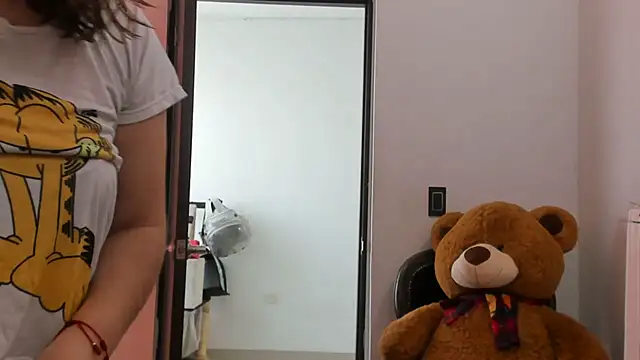 Snapshot of ADHARAMILLER__1111 chatting on 9, 11, 2025 ADHARAMILLER 1111 online show from 9, 11, 2025