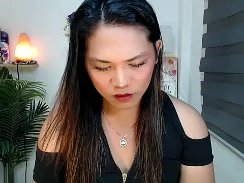 Snapshot of scarlett_brownx69 chatting on 5, 2, 2026 scarlett brownx69 online show from 5, 2, 2026