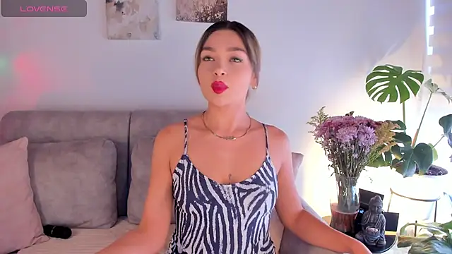 Estrer collins online show from 15, 9, 2025