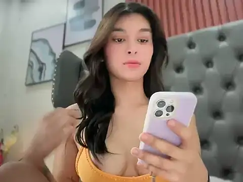 asiansmilexx online show from 22, 4, 2026