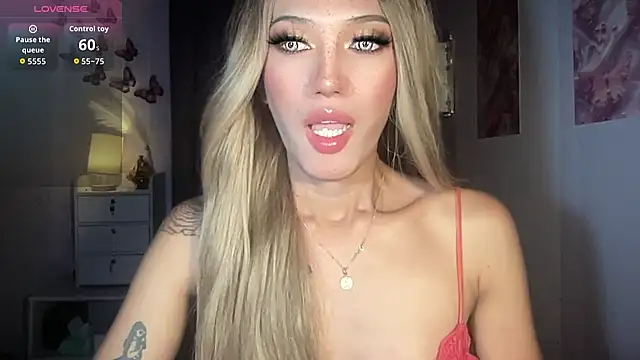 Snapshot of Lust-sluttymira chatting on 6, 2, 2026 Lust-sluttymira online show from 6, 2, 2026