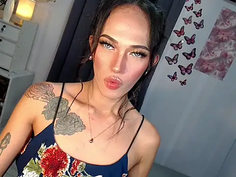 Snapshot of Lust-sluttymira chatting on 15, 3, 2026 Lust-sluttymira online show from 15, 3, 2026