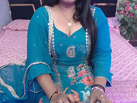 Snapshot of yours-ishika chatting on 21, 10, 2025 yours-ishika online show from 21, 10, 2025